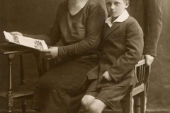 family-research-03-1